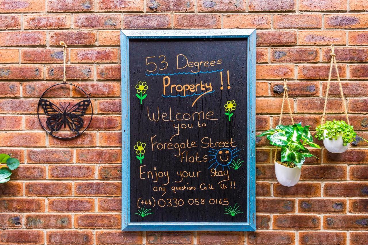 Bright 1-Bed Apartment In Chester By 53 Degrees Property, Ideal For Professionals & Couples, Great Location - Sleeps 4 Exterior photo